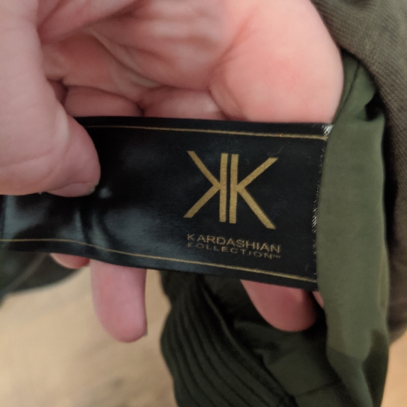 Rare Kim Kardashian Khaki Vest Jacket Sz L NWT - Picture 7 of 10